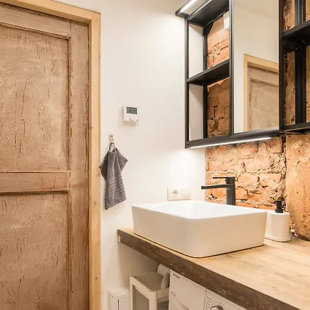 Neat Little With Free Parking Riga